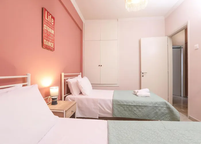 Serenity Casa Garitsa 公寓