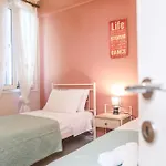 Serenity Casa Garitsa Appartamento