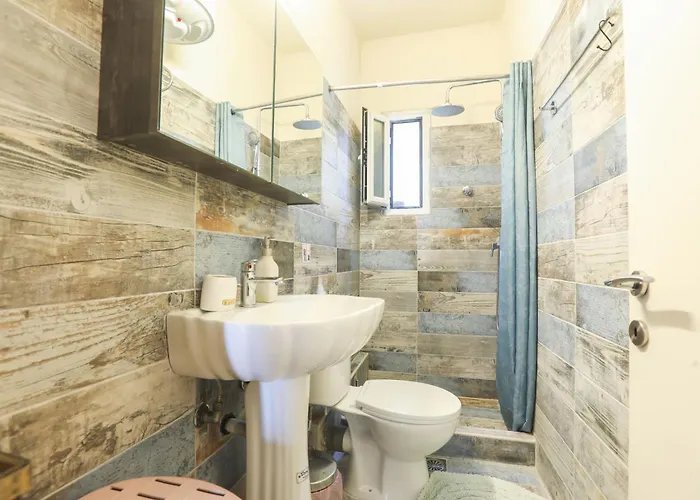 Serenity Casa Garitsa Appartement *